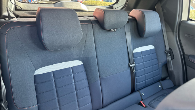 Citroen C3 1.2 Hybrid [110] Collection 5dr e-DCS6 Petrol Hatchback - Image 15